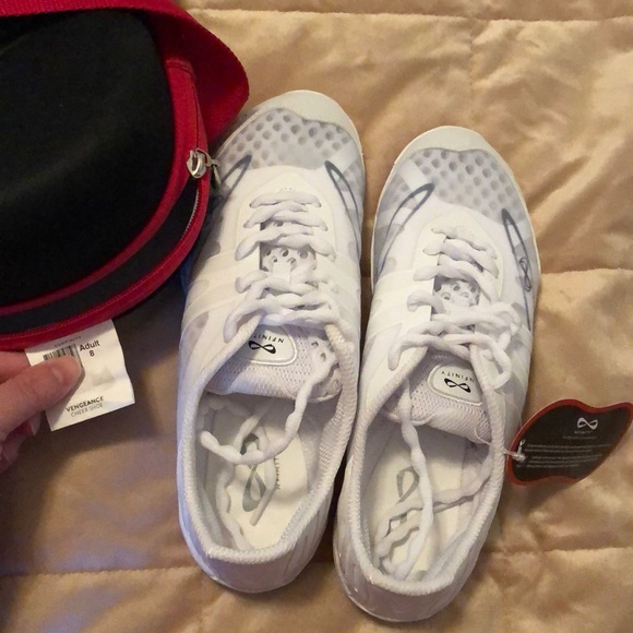 NFINITY Vengeance cheer shoe adult size 8 NWT - Picture 5 of 13